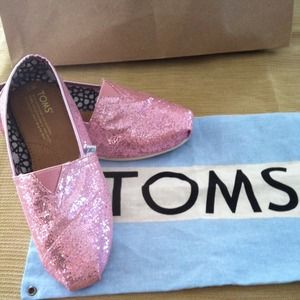 Glitter pink Toms! In bag! Feel free to share!