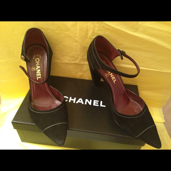 CHANEL Shoes - Authentic black suede Chanel!!👠
