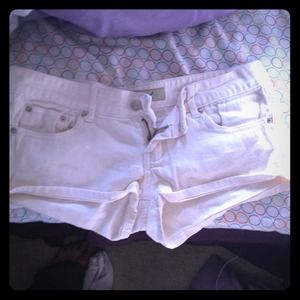 Size 3 Wet Seal white shorts