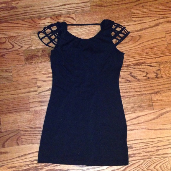 💢SOLD💢Cage dress- RiRi style!!😄 - Picture 2 of 3