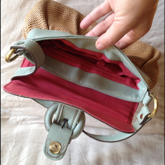 Cute clutch shoulder purse. Natural grass w aqua - Picture 4 of 4
