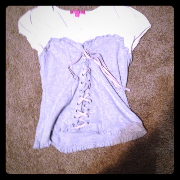 Cute top!!