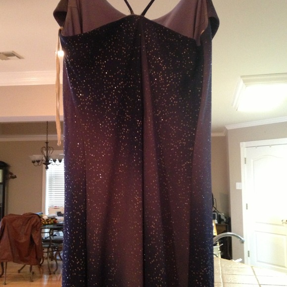 Beautiful blue dress/ formal - Picture 3 of 4