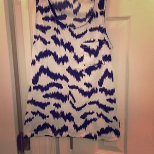 ❌Sold ❌Navy and white zig zag tank!