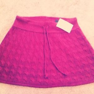 Burgundy knit skirt