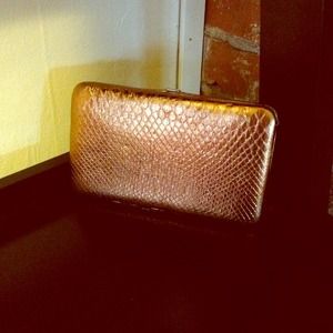 *Reduced* Hard backed clutch