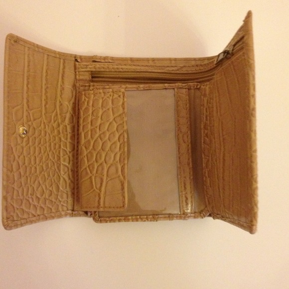 Reduced!!!! Cute hello kitty ! rarely used. - Picture 2 of 4