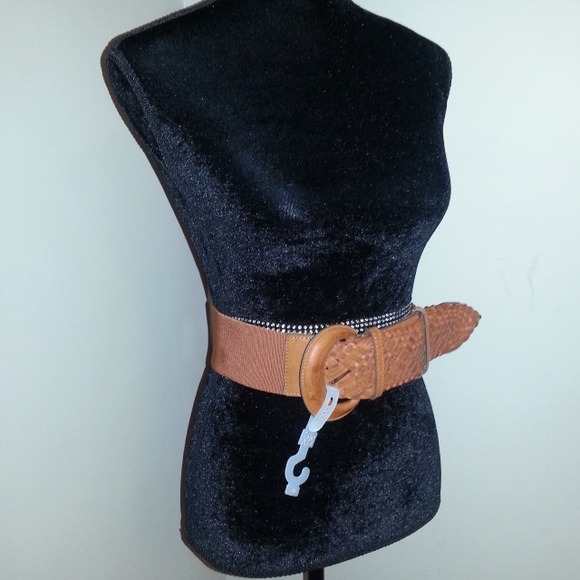 SOLD😄 New Brown leather belt. - Picture 2 of 2