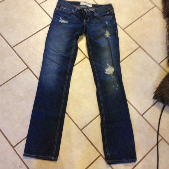 Hollister jeans and shirt bundle