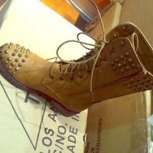 Combat studded boot!