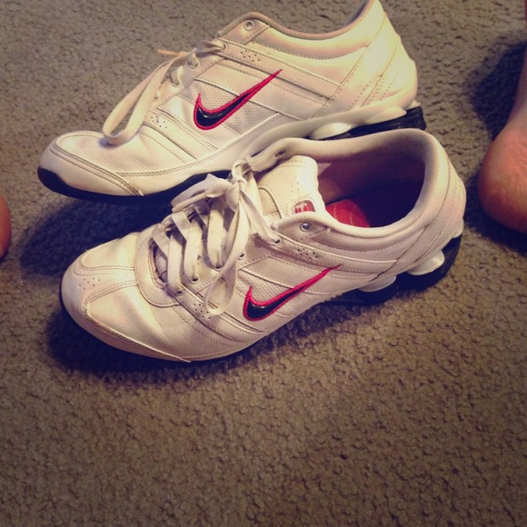 💢RESERVED💢 Nike running shoes