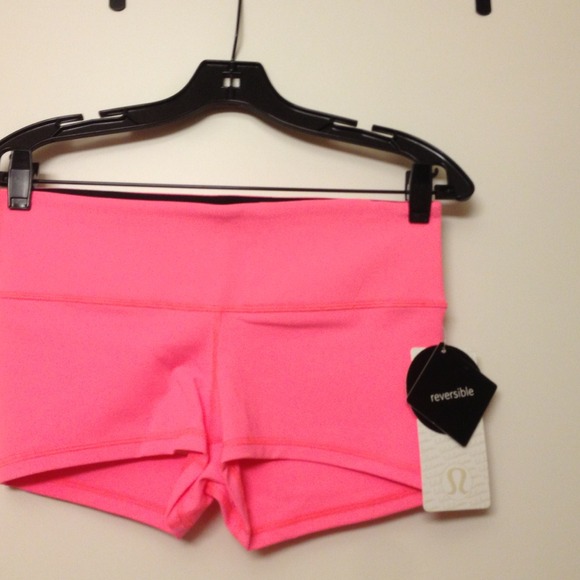 Lululemon Boogie Short NWT!