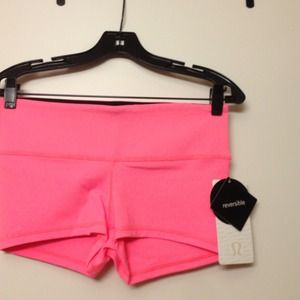 Lululemon Boogie Short NWT!