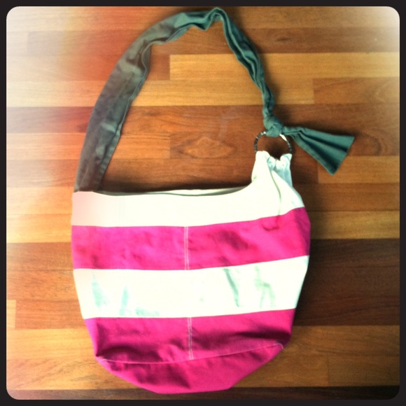 American Eagle Striped Beach Bag // Crossbody Tote