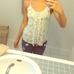 Supper cute shirt by Laura congrad