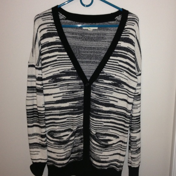 Urban Outfitters hobo sweater