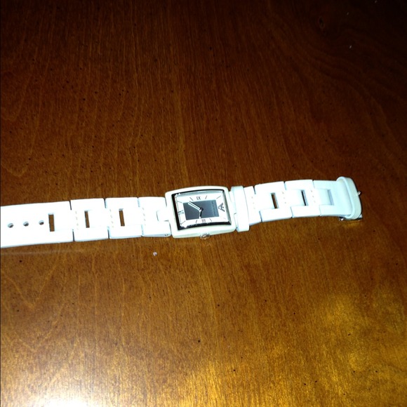 Armani Exchange watch - Picture 2 of 2