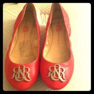 Salmon colored flats