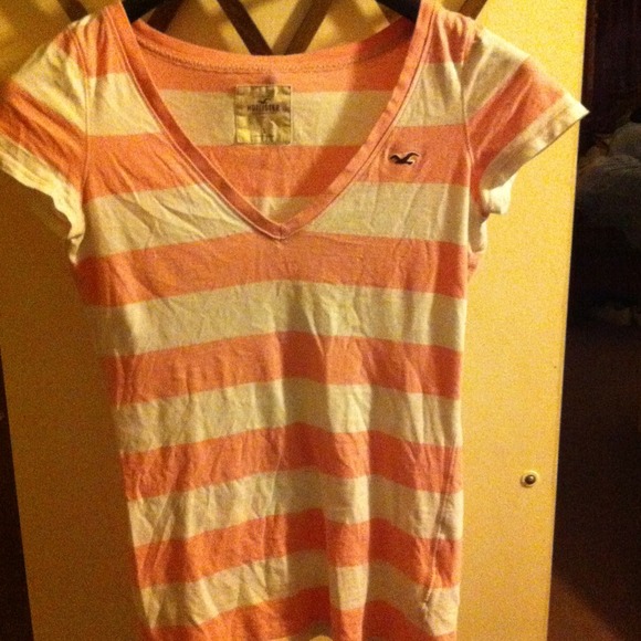 Hollister V-neck Tee