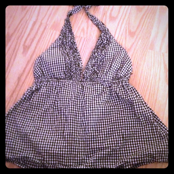 Sale!! Halter black and white pattern top