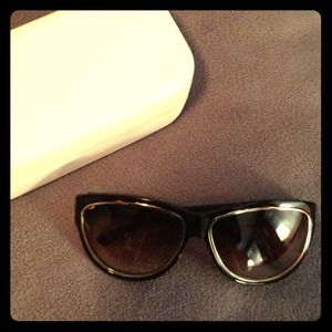 ✨SOLD in Bundle✨ Marc Jacobs Cateye Sunglasses