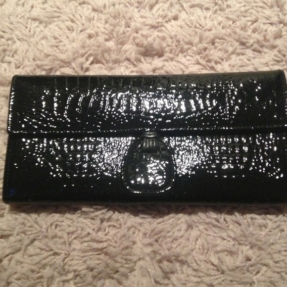 ❗SOLD❗Genuine leather black croc pattern wallet