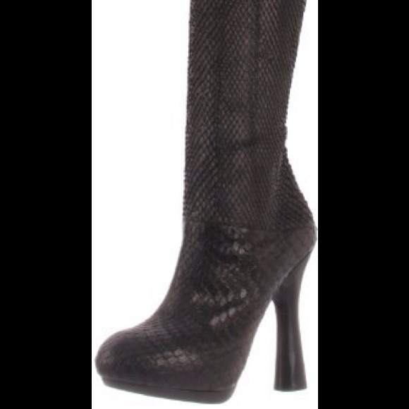 🌸Georgina Goodman Brown Snakeskin knee high boots - Picture 1 of 4