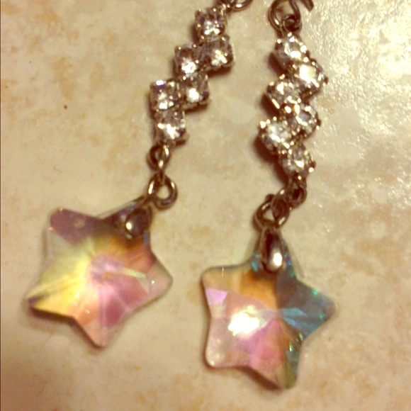 ✋SOLD✋💫STAR EARRINGS💫