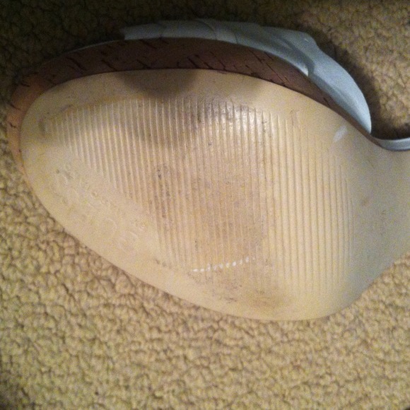 Guess by Marciano white heels - Picture 3 of 4