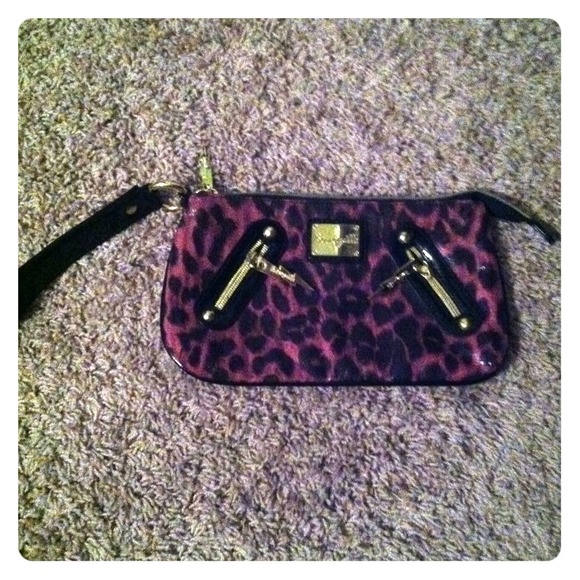 REDUCED!! $$$ Pink leopard Betseyville clutch!