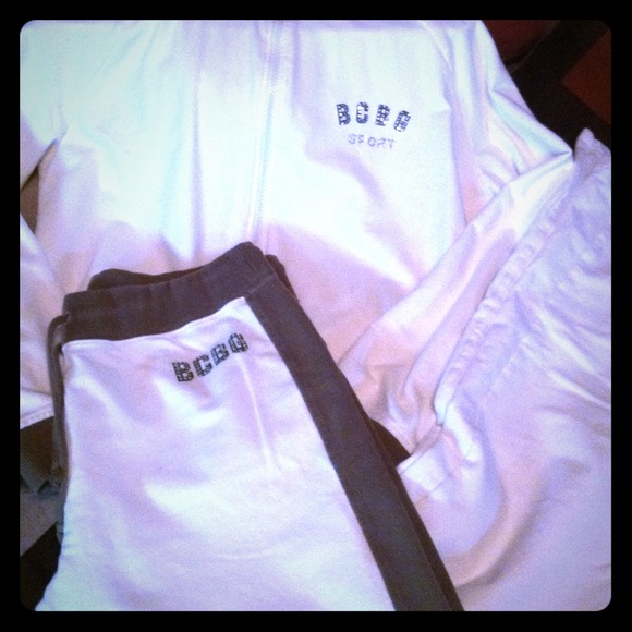 Bcbg sweat outfit and white sweater!