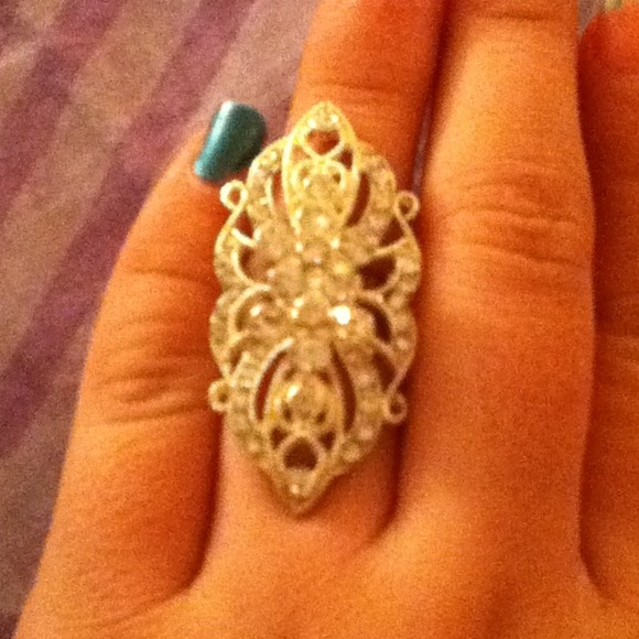 Cute silver ring! - Picture 1 of 2