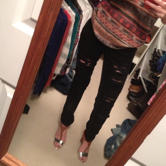 Forever 21 destroyed jeans bundle for @jsporcic2