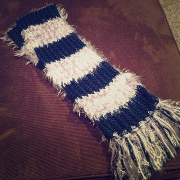 Knitted purple and blue scarf