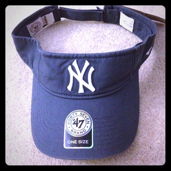 Yankees visor