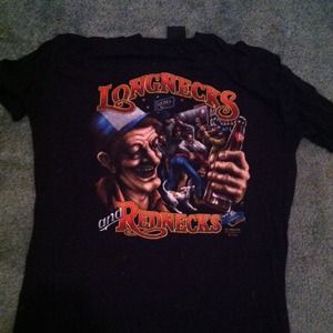 Long necks and rednecks tee