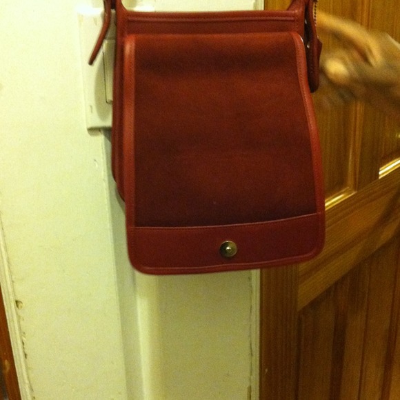 PRICE DROP🎉💯 Authentic Coach HandBag 💯🎉 - Picture 4 of 4