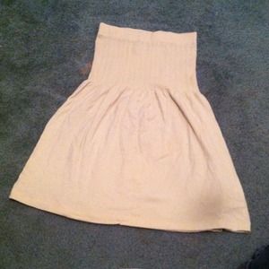 Yellow tube top with zig zag detail