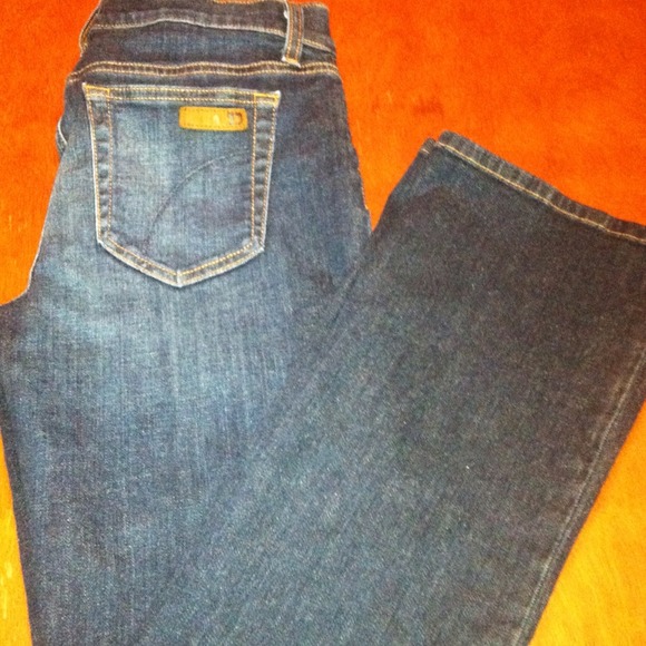 * Slashed price* Authentic Joes jeans size 29.
