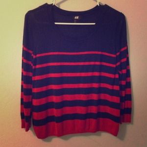 NAVY AND RED STRIPPED TOP