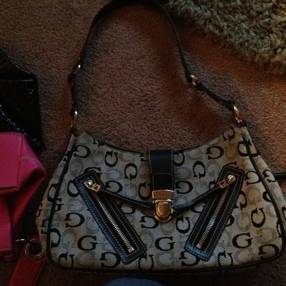 Guess bag