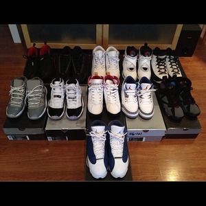 NO OFFICIAL PRICING. SHOOT ME AN OFFER FIRST!!!