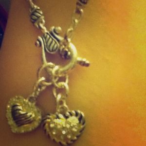 Beautiful double heart necklace!