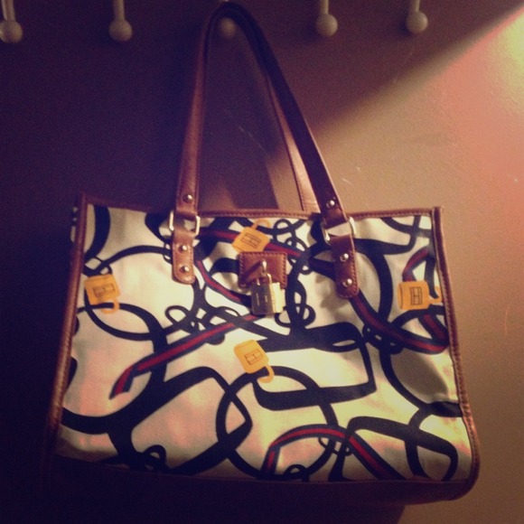 Tommy Hilfiger handbag