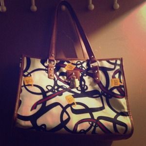 Tommy Hilfiger handbag