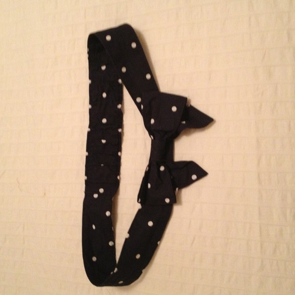 BUNDLE!!!! - Picture 4 of 4