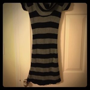 Black and gray sweater dress! Size S