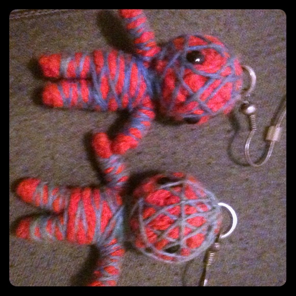 Voodoo doll earrings - Picture 1 of 2
