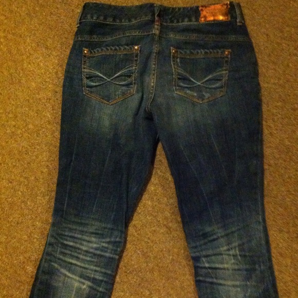 Express capris