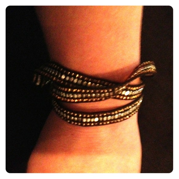 Black wrap bracelet